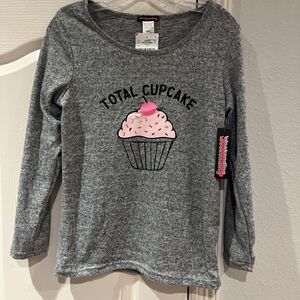Weekending, Total Cupcake, Sleep Shirt, Woman's Size Small, Tee, Gray, NWT’s